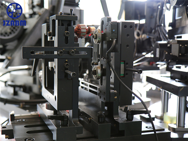 全自動(dòng)轉(zhuǎn)子平衡修正機(jī) 全自動(dòng)平衡機(jī)